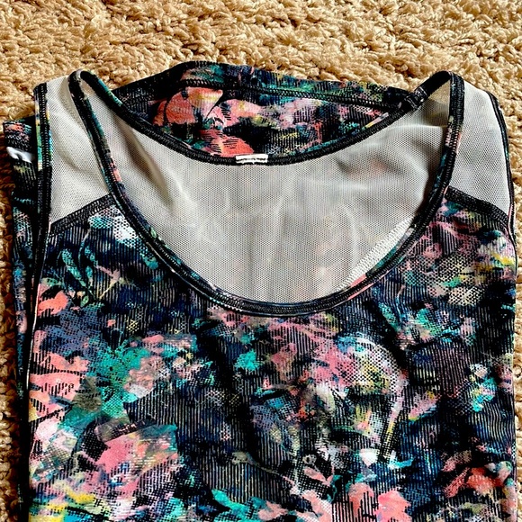 Lululemon Green Floral & Mesh Tank - Picture 7 of 7